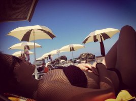 katia greco in bikini 03.jpg