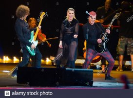 emma-performs-last-1892021-in-arena-di-verona-for-aperol-with-heroes-show-2GMR80T.jpg
