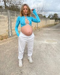 isabellapoti_274074409_488151896163227_1255737102568314303_n.jpg