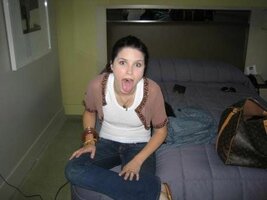 Sophia-sophia-bush-19484482-448-336.jpg