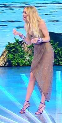 ilary blasi (11).jpg