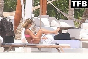 Jessica-Alba-Sexy-The-Fappening-Blog-37.jpg