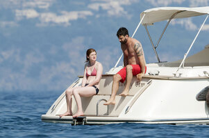 bonnie wright in bikini (08).jpg
