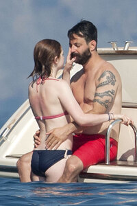 bonnie wright in bikini (20).jpg