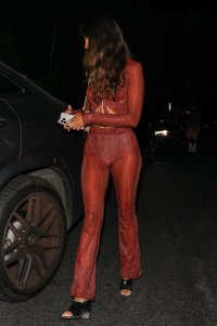 302037010_mcfan-celeblounge-net24-08-2022-12-44eiza-gonzalez_07.jpg