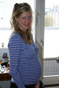 Pregnant-Amateur-Blonde-Wife-8.jpg