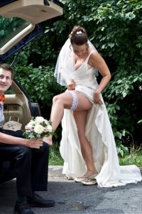 Mixed-Set-of-Nonnude-Amateur-Brides-Wearing-Wedding-Dress-13.jpg