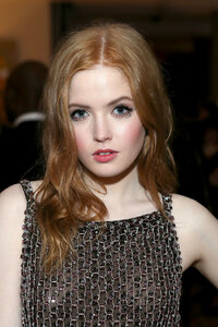 Ellie-Bamber (9).jpg
