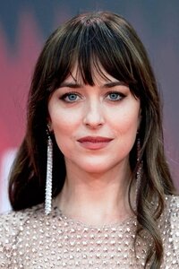 Dakota Johnson.jpg