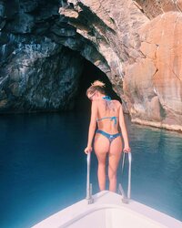 sofia giaele de dona in bikini 05.jpg