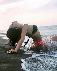 giada farano in bikini 02.jpg