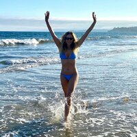 vanessa angel in bikini (11).jpg