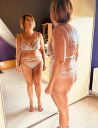 Screenshot 2023-08-18 at 06-06-28 FlorentinaVictoria Giza (@vikyflory) • Instagram photos and ...png