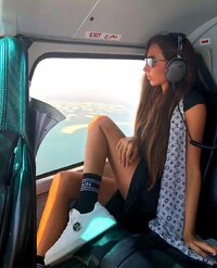 sofia giaele de dona in aereo 02.jpg