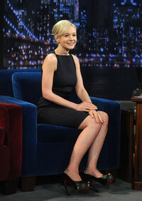 carey mulligan al tonight show 06.JPG