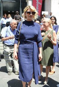 Emma-Marrone-Pokies.jpg